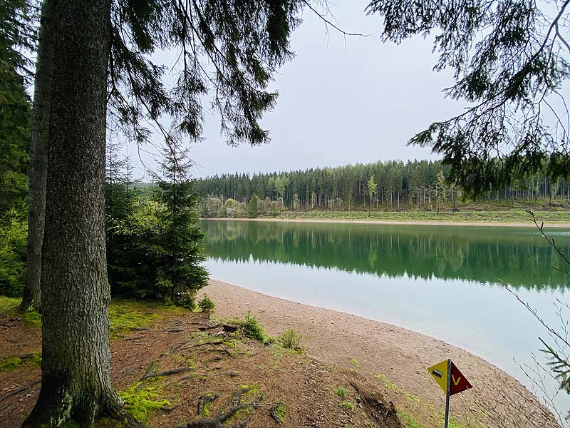Der Lütsche-Stausee in Frankenhain