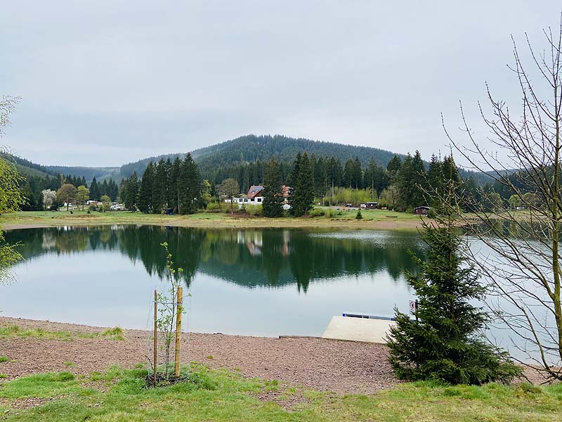 Der Lütsche-Stausee in Frankenhain
