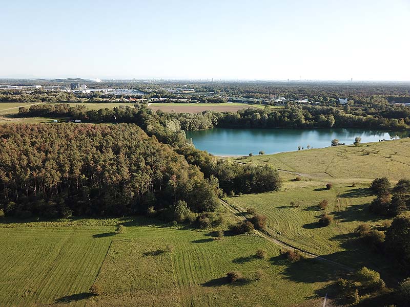 Luftaufnahme, Luftbild vom Mallertshofener See in Oberschleißheim aus dem Jahr 2019