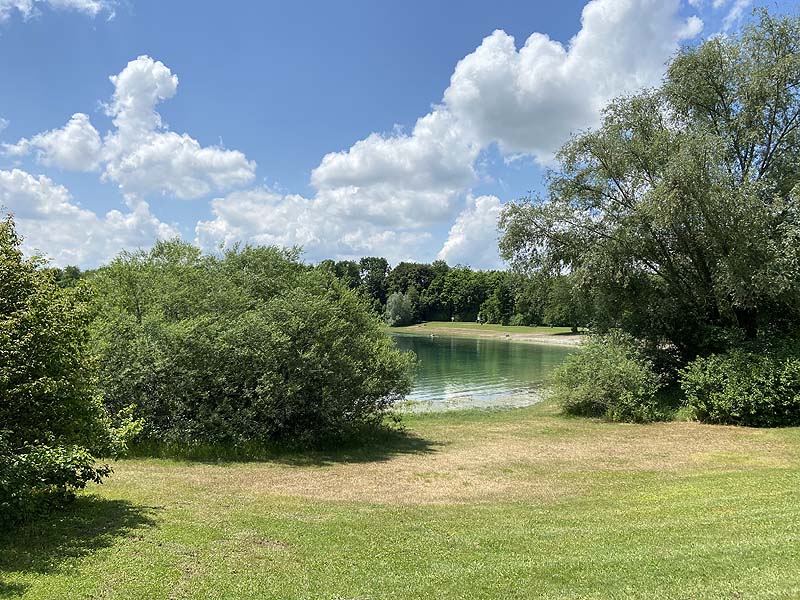 Der Badesee Mammendorfer See in Mammendorf