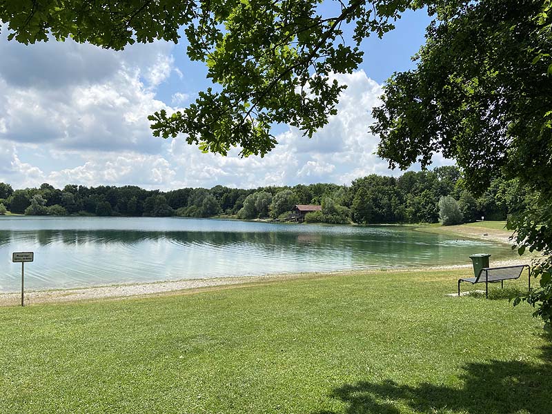 Der Badesee Mammendorfer See in Mammendorf