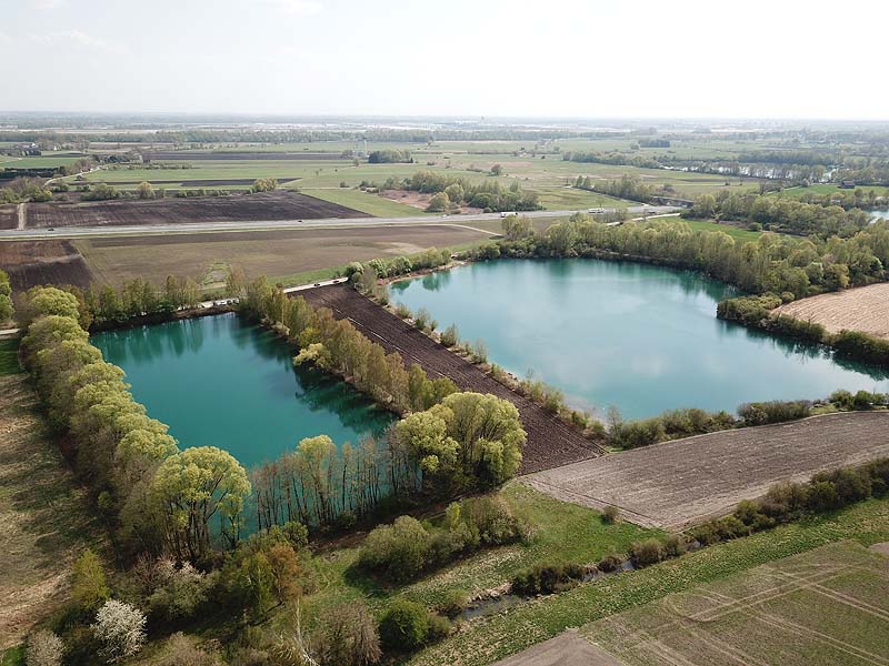 Luftaufnahme vom Marzlinger Weiher in Freising