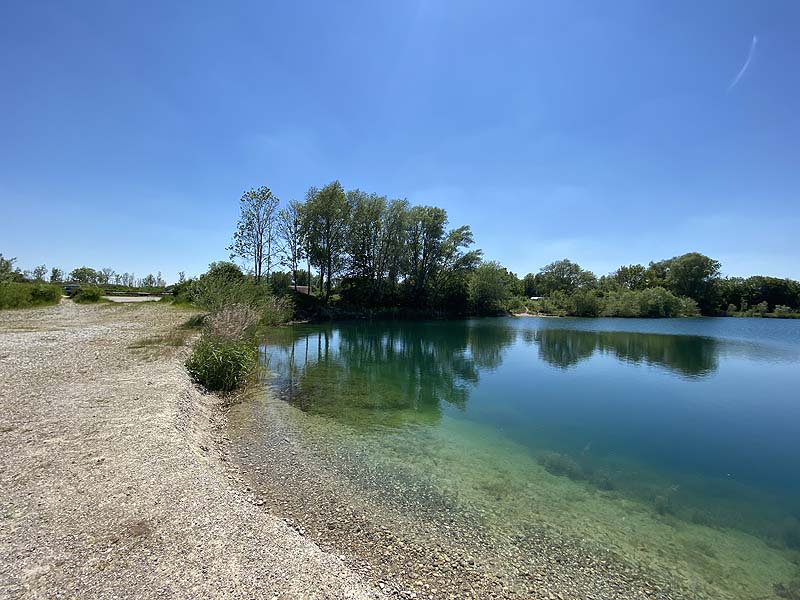 Der Marzlinger Weiher bei Freising im Jahr 2021