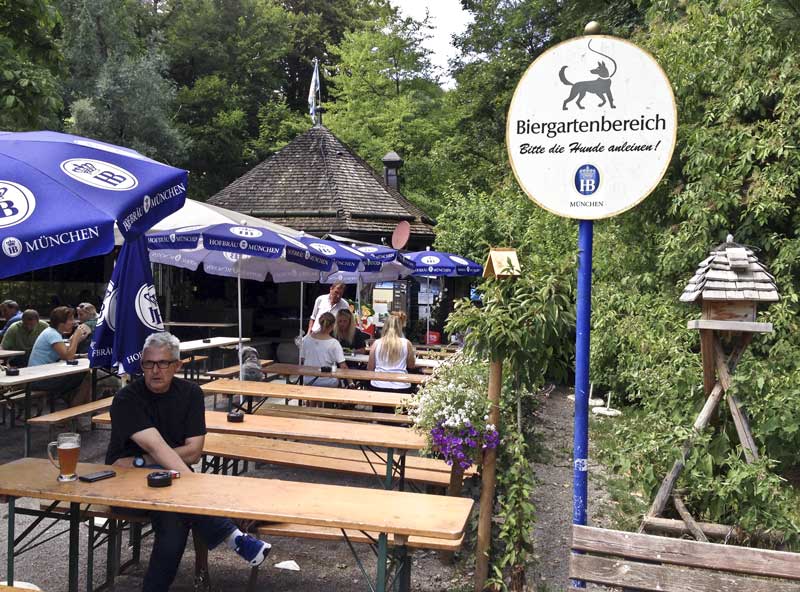 Mini-Hofbräuhaus in München