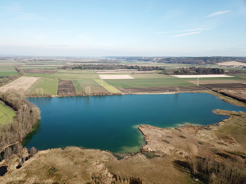 Luftaufnahme, Luftbild vom Baggersee in Mühlhausen