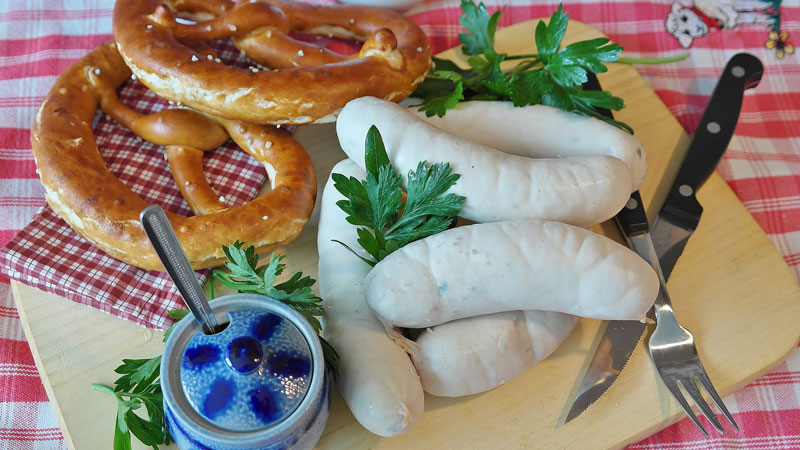 Weißwurst mit Brezn