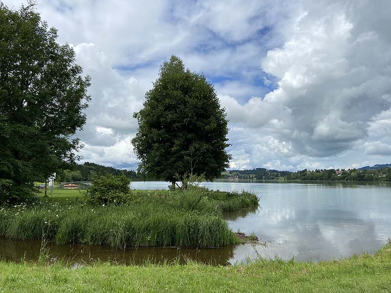 Der Badesee Oberer Lechsee in Lechbruck am See