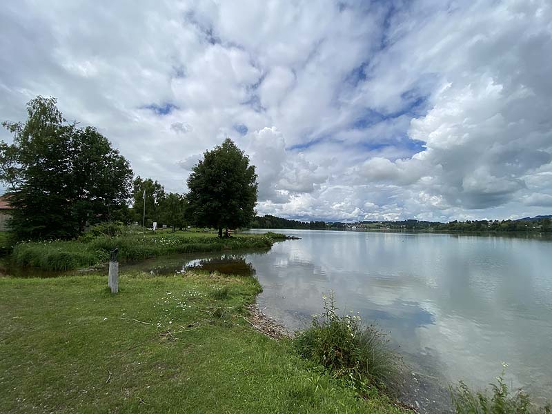 Der Badesee Oberer Lechsee in Lechbruck am See