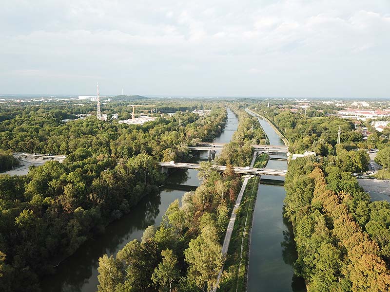 Luftaufnahme, Luftbild von der Oberföhringer Isarinsel in München