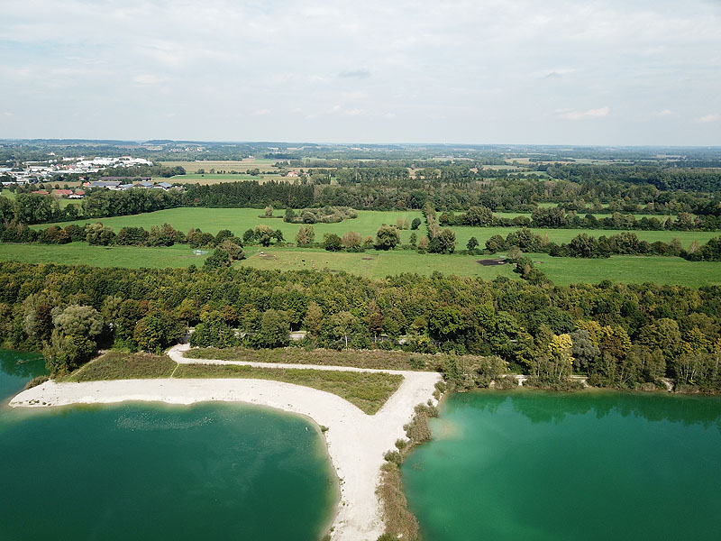 Luftaufnahme, Luftbild vom Baggersee in Obergrashof