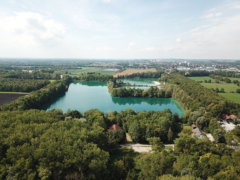 Luftaufnahme, Luftbild vom Baggersee in Obergrashof