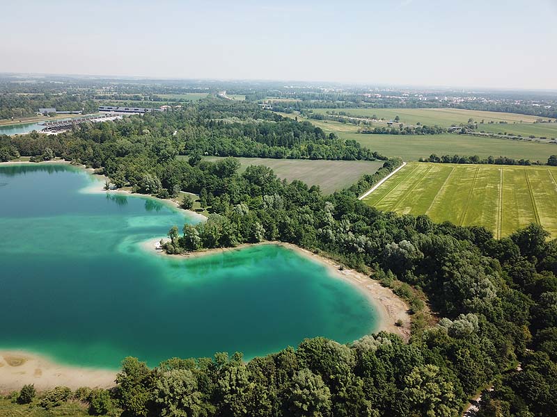 Luftaufnahme vom Oberschleißheimer See in Oberschleißheim aus dem Jahr 2021