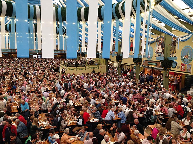 Die Ochsenbraterei auf dem Münchner Oktoberfest (Spatenbräu)