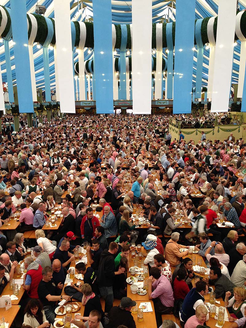 Die Ochsenbraterei auf dem Münchner Oktoberfest (Spatenbräu)
