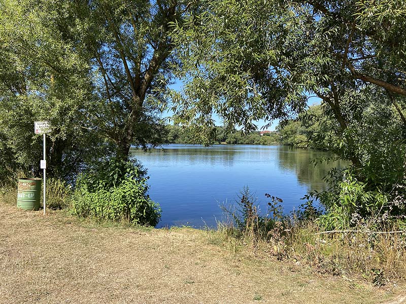 Der Baggersee Oberwallenstadt, Ortswiesensee in Lichtenfels