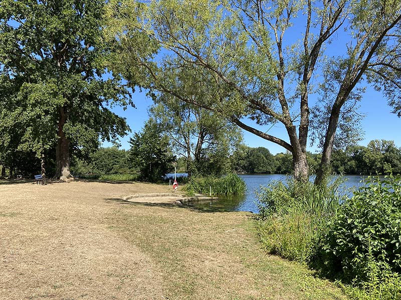 Der Baggersee Oberwallenstadt, Ortswiesensee in Lichtenfels