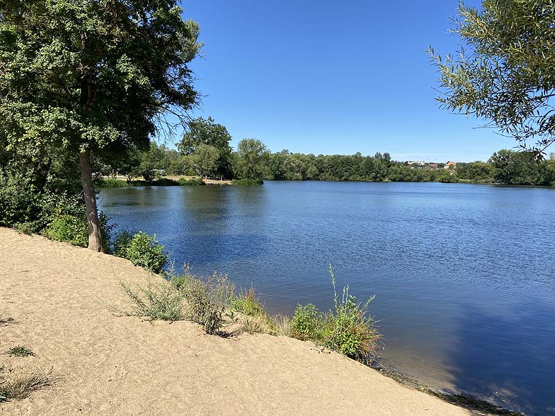 Der Baggersee Oberwallenstadt, Ortswiesensee in Lichtenfels