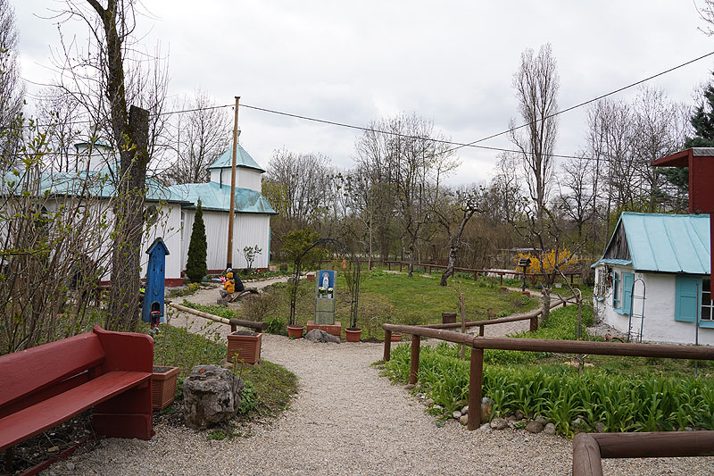Die Ost-West-Friedenskirche im Olympiapark München
