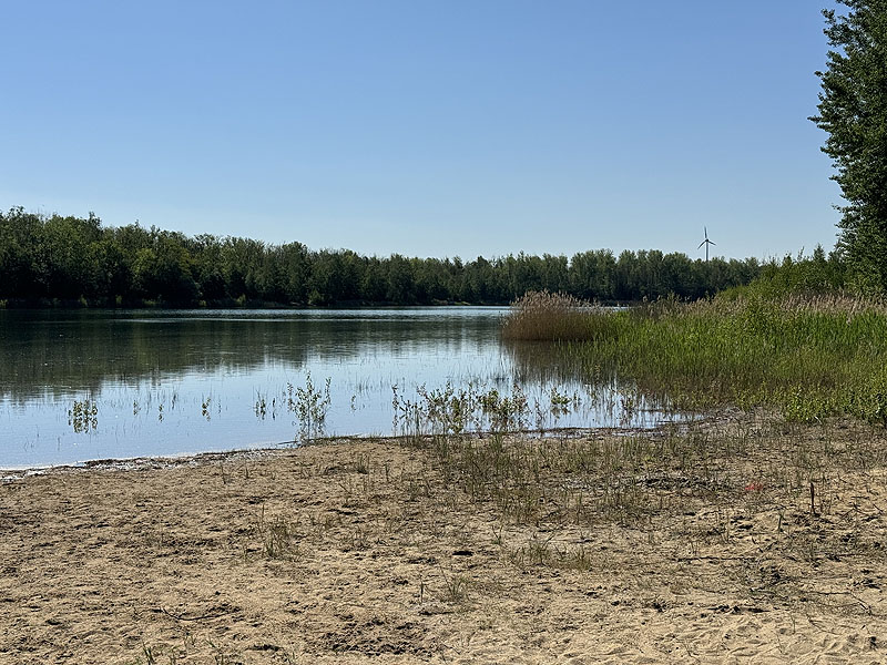 Der Badesee Prößdorfer See in Thüringen