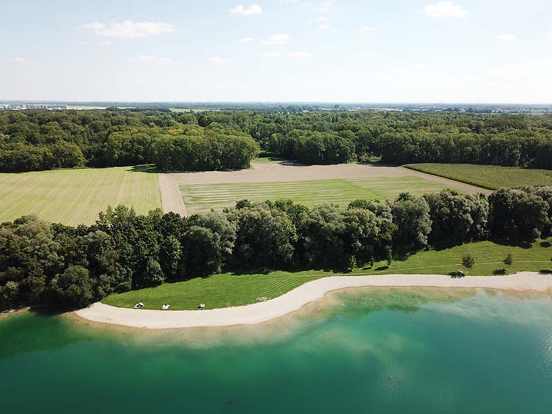 Luftaufnahme, Luftbild vom Pullinger Weiher in Pulling