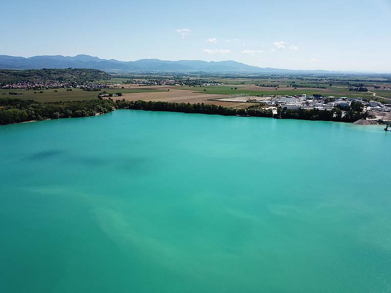 Luftaufnahme, Luftbild vom Niederrimsinger See in Breisach-Rimsingen