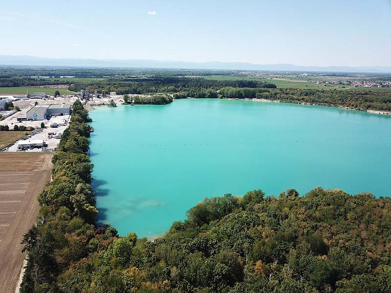 Luftaufnahme, Luftbild vom Niederrimsinger See in Breisach-Rimsingen