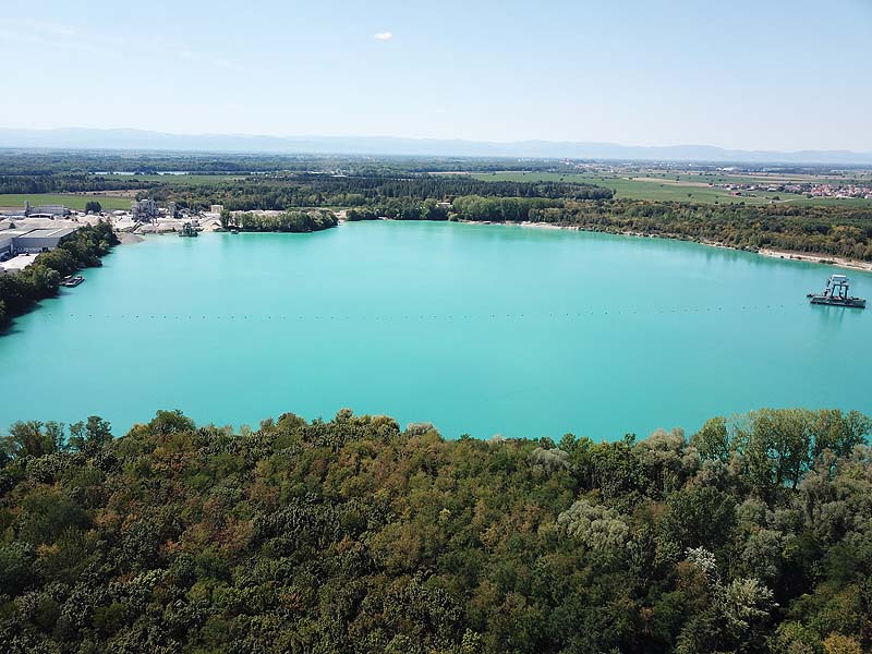 Luftaufnahme, Luftbild vom Niederrimsinger See in Breisach-Rimsingen