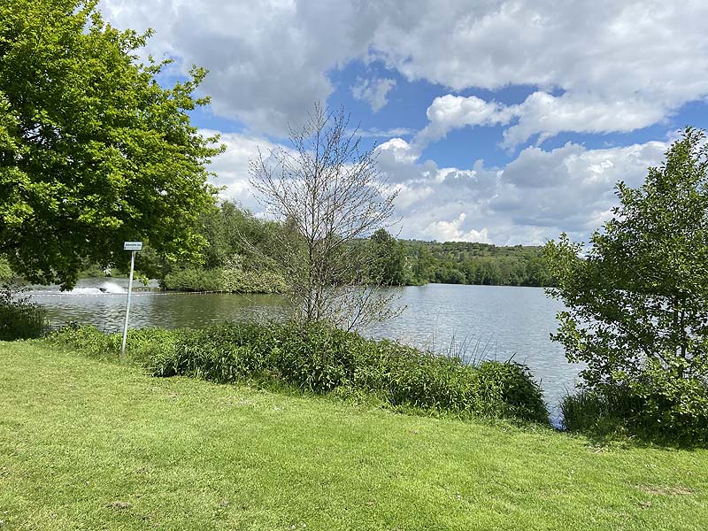 Der Badesee Naturbad Saltendorf in Teublitz