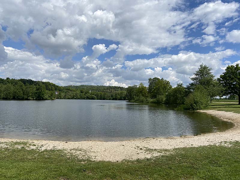 Der Badesee Naturbad Saltendorf in Teublitz