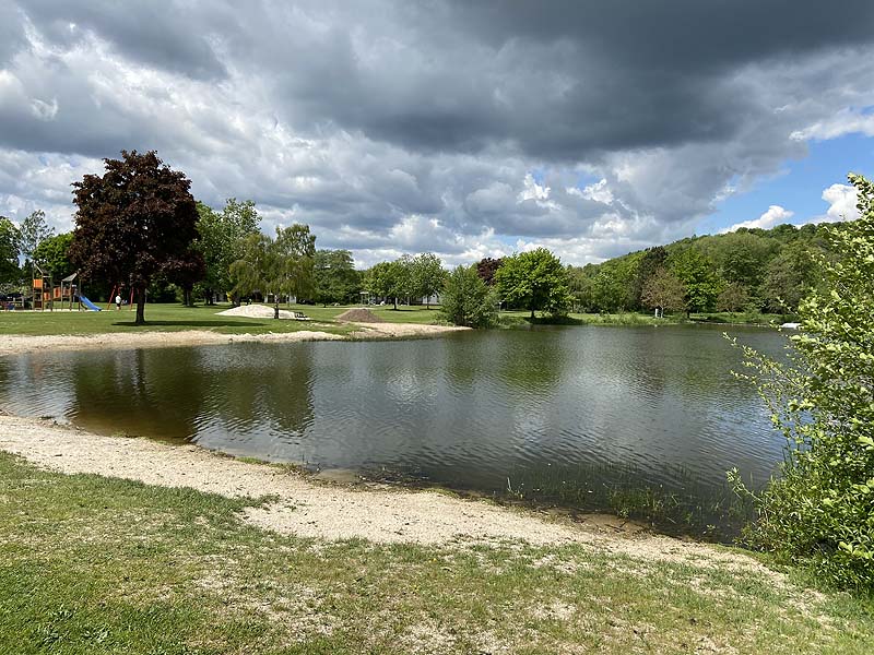 Der Badesee Naturbad Saltendorf in Teublitz