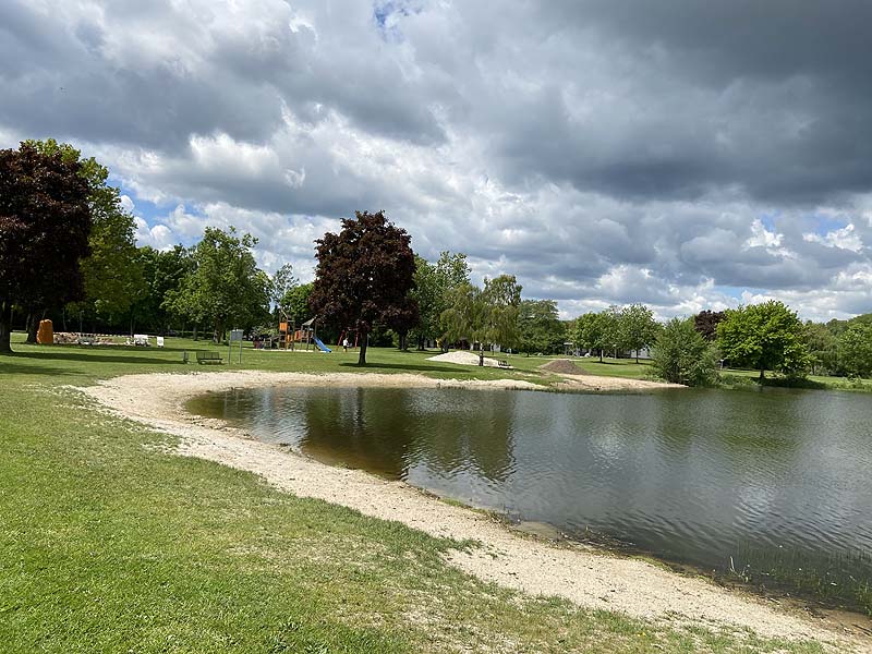 Der Badesee Naturbad Saltendorf in Teublitz