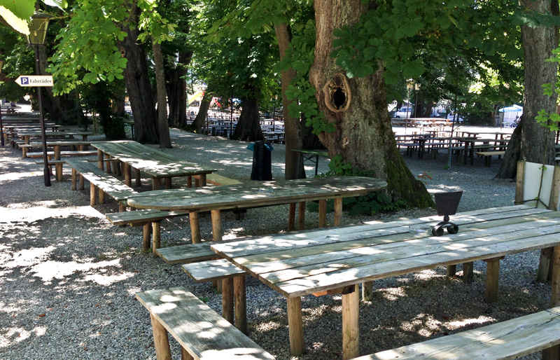 Der Biergarten Schloßallee Haag in Haag an der Amper