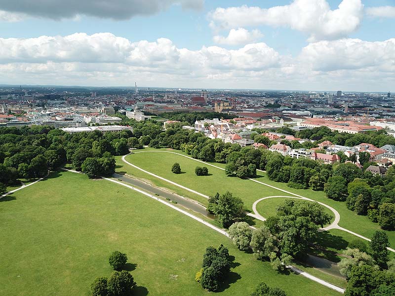 Luftaufnahme, Luftbild von der Schönfeldwiese in München aus dem Jahr 2020