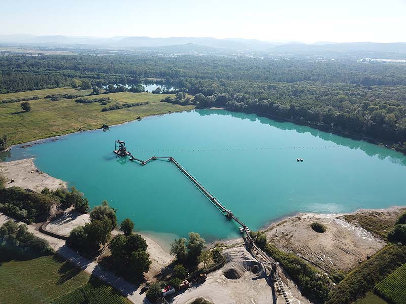 Luftaufnahme, Luftbild vom Kieswerksee in Schwanau