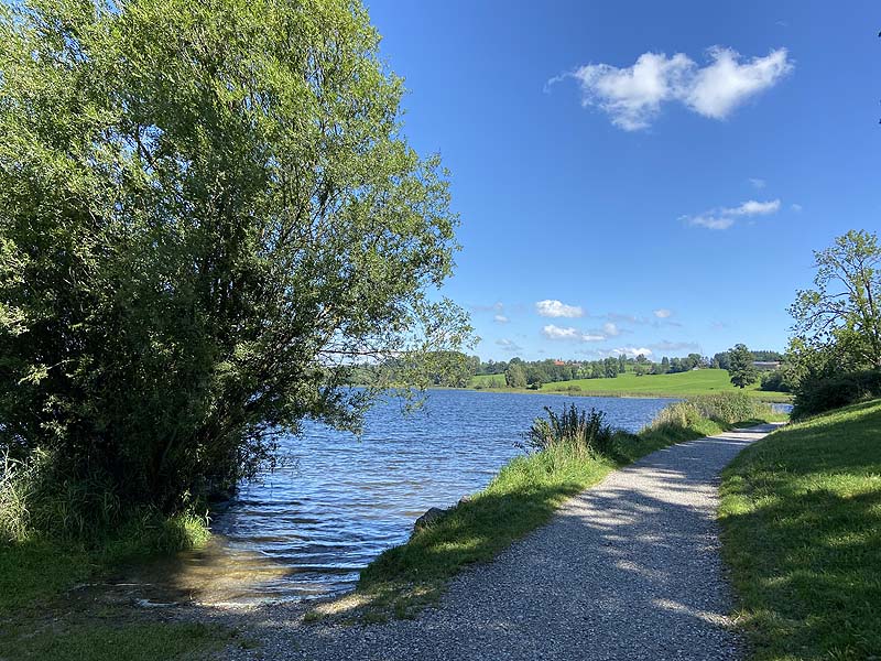 Der Badesee Sulzberger See in Sulzberg