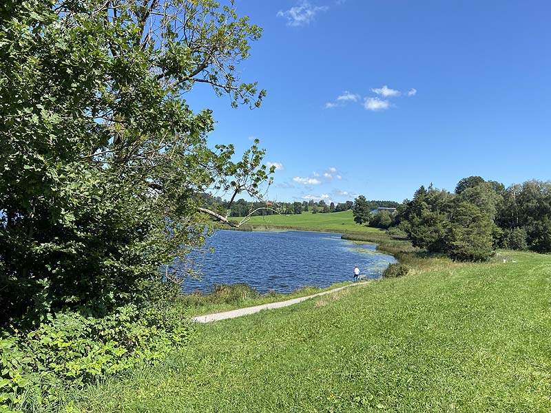 Der Badesee Sulzberger See in Sulzberg
