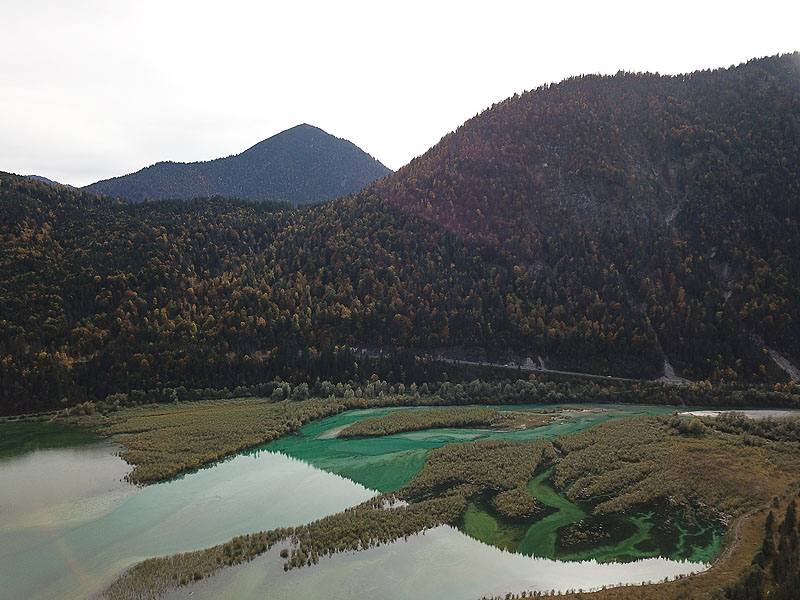 Luftaufnahme, Luftbild vom Sylvenstein Stausee in Fall