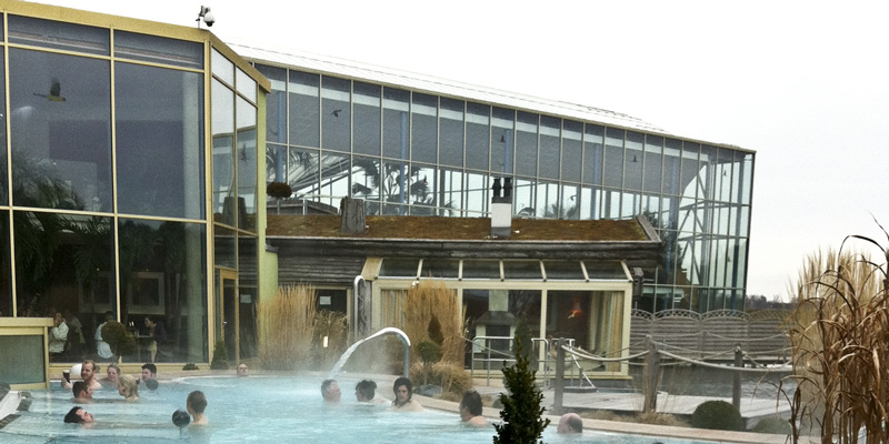 Therme Außenbecken