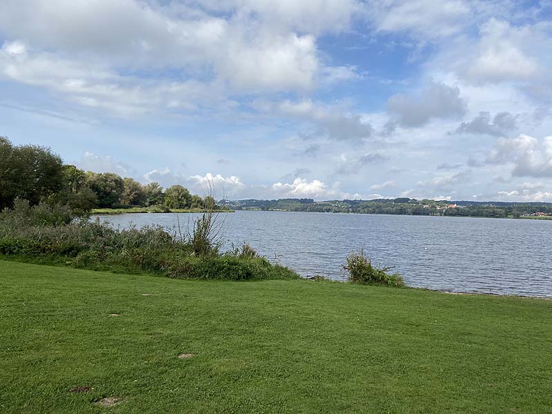 Der Badesee Vilstalsee in Marklkofen
