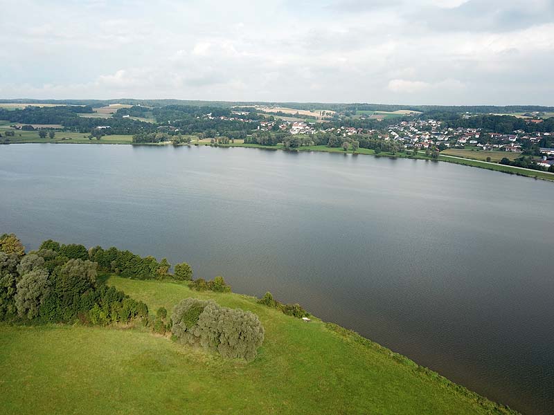 Luftaufnahme, Luftbild vom Vilstalsee in Marklkofen