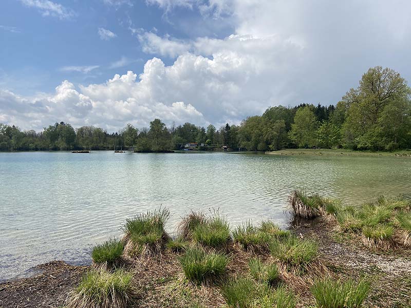 Der Badesee Weitmannsee bei Augsburg