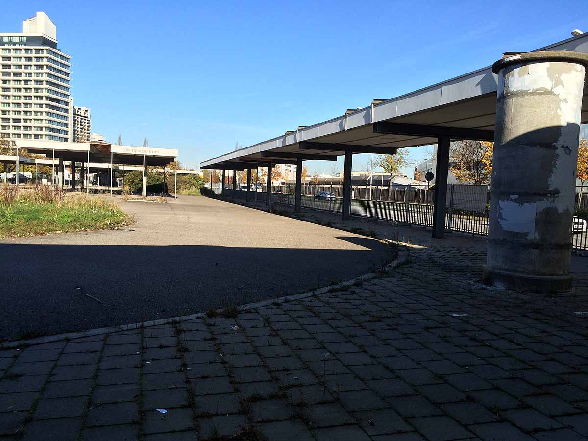 Bus-Bahnhof Olympiazentrum 2014